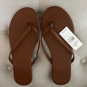 LOFT leather flip flops NWT